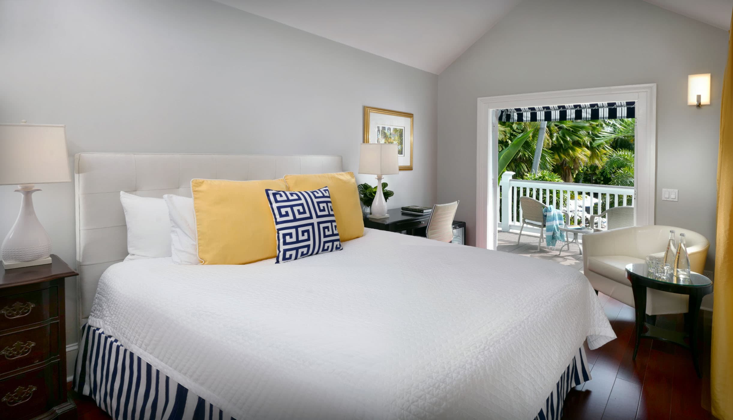 Poolside Classic Guestroom at Marquesa